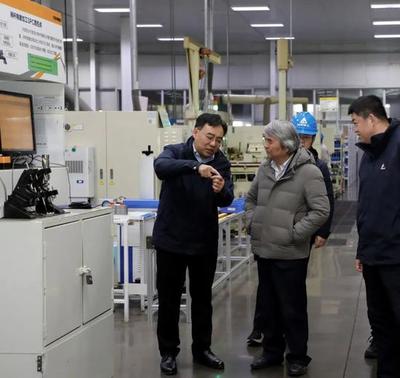 中國工程院院士譚建榮蒞臨山東臨工進(jìn)行參觀訪問